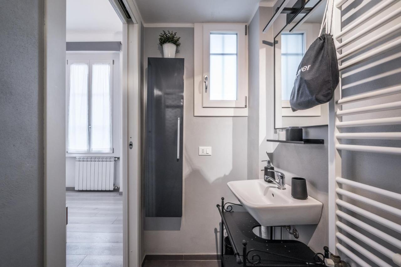 The Minimal Chic Home - Isola District มิลาน ภายนอก รูปภาพ